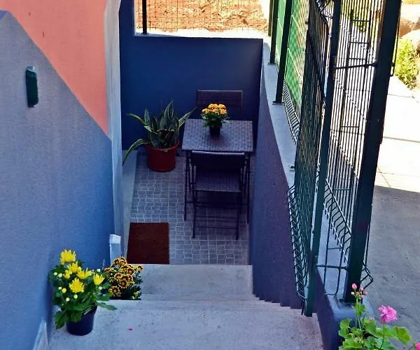 Semesterbostad Palheirinho Da Achada