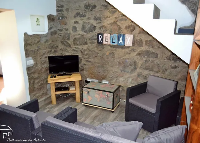 Semesterbostad Palheirinho Da Achada *